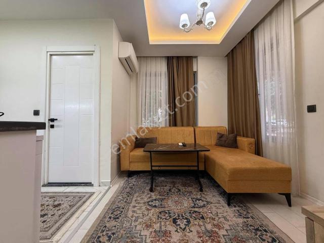 Uncalı Siteler'de Çift Klimalı 1+1 Eşyalı Kiralık Daire