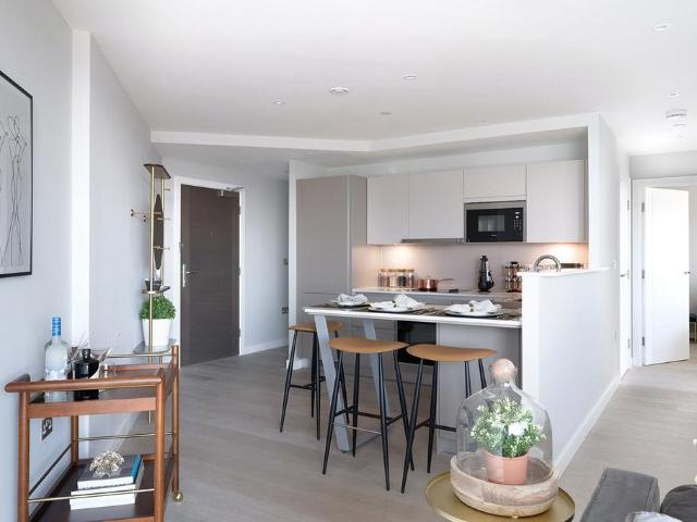 UNCLE Elephant & Castle, 9 Churchyard. 2 bed apartment to rent £3,240 pcm £748 pw