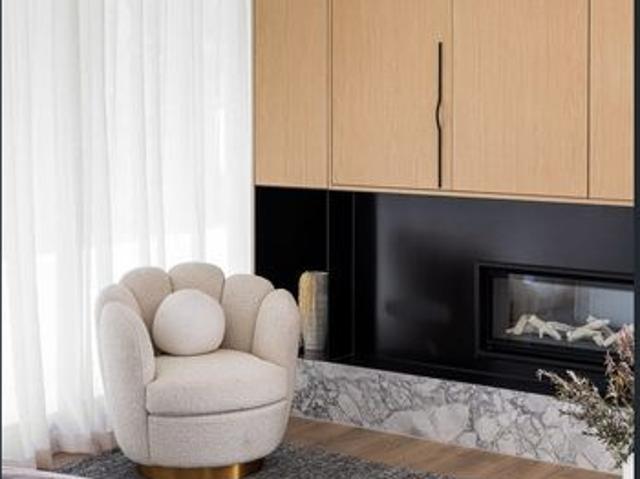 Uncompromised Luxury  Steps to Sand 3 Bedroom plus Study