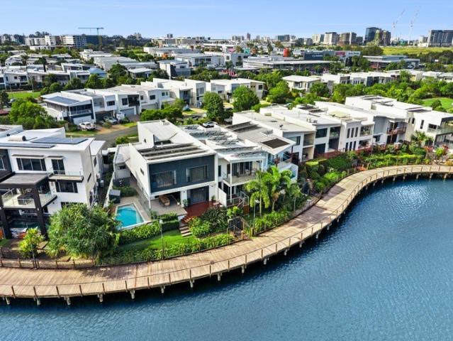 Uncompromised Waterfront Living