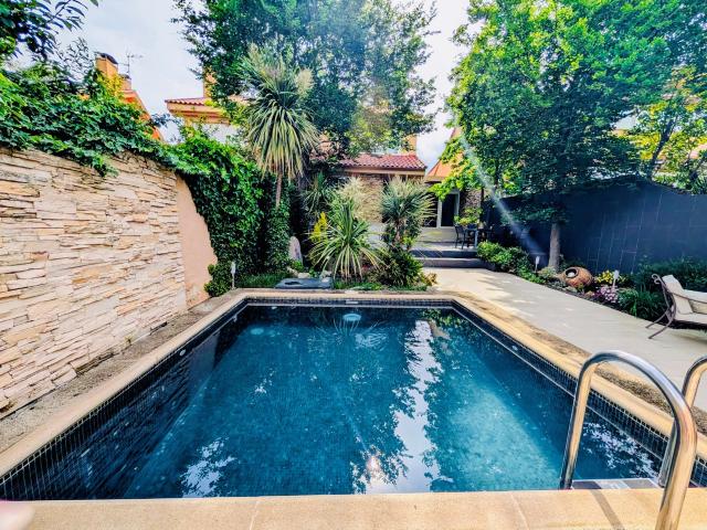 Casa pareada 4 dormitorios 178 m2 210m² Moralzarzal