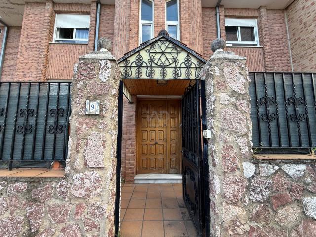 undefined 8 dormitorios 383 m2 532m² Villaquilambre