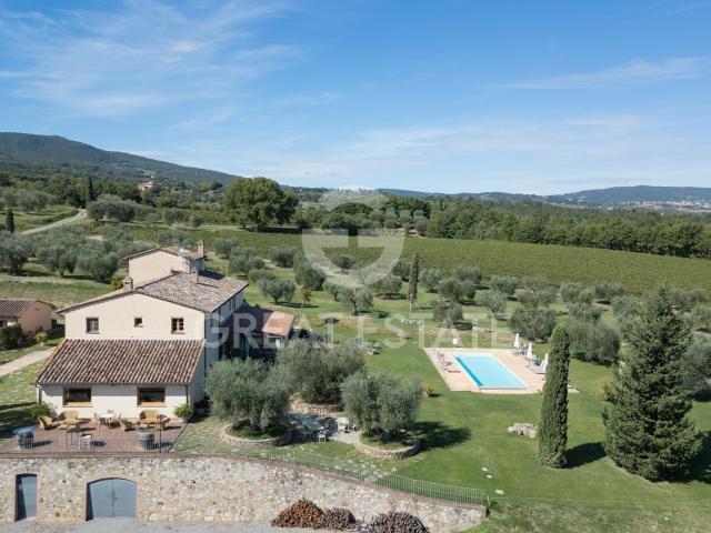 Under the Tuscan Sun 3797m² Sarteano