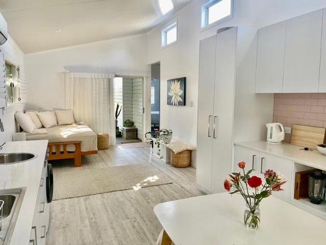 UNDER APPLICATION Modern two bedroom home in Brunswick Heads