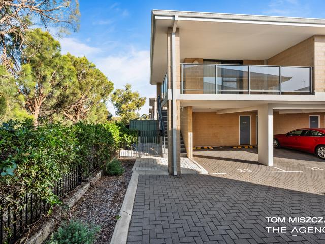 Under offer by tom miszczak | multiple offers