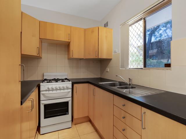 Under offer by vanessa barry