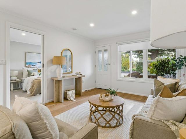 UNDER OFFER Newly renovated 1br unit in peaceful position