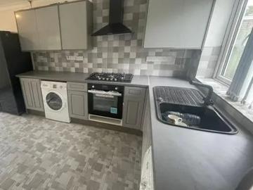 Underwood Close, Metchley, B15 2SX, United Kingdom | 4 bed duplex for rent #73832995 | Rentberry