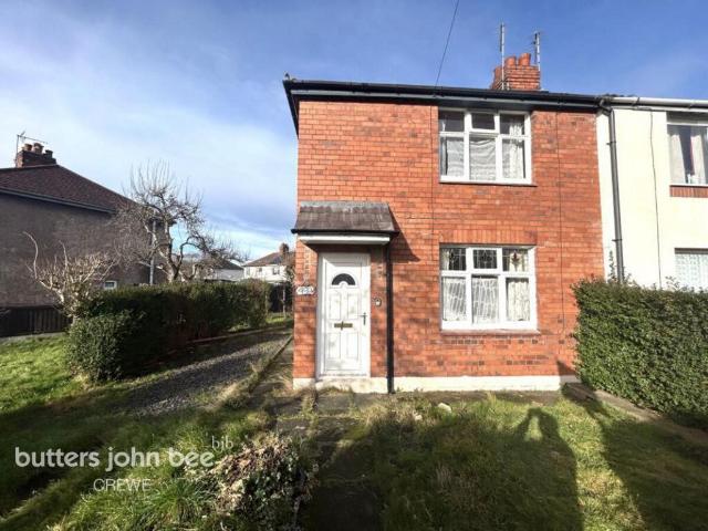 Underwood Lane, Crewe 3 bed semi detached house to rent £1,100 pcm £254 pw