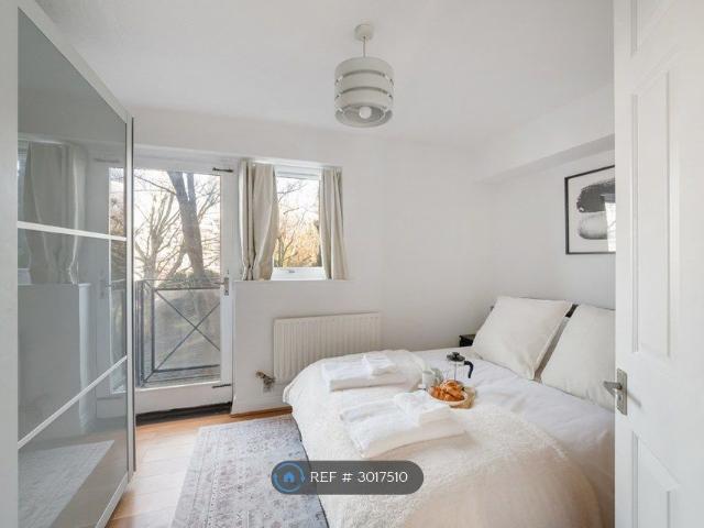 Undine Road, London E14, 2 bed maisonette to rent, £3,350 pcm | PrimeLocation