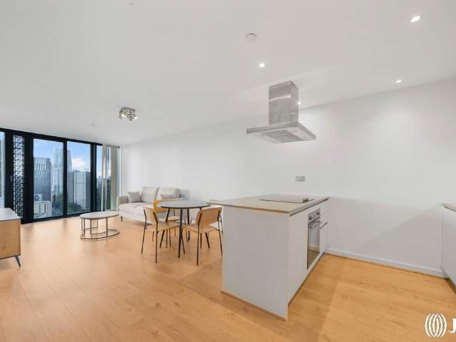 Unex Tower, Station Street, London, E15 2 bed flat to rent £2,900 pcm £669 pw