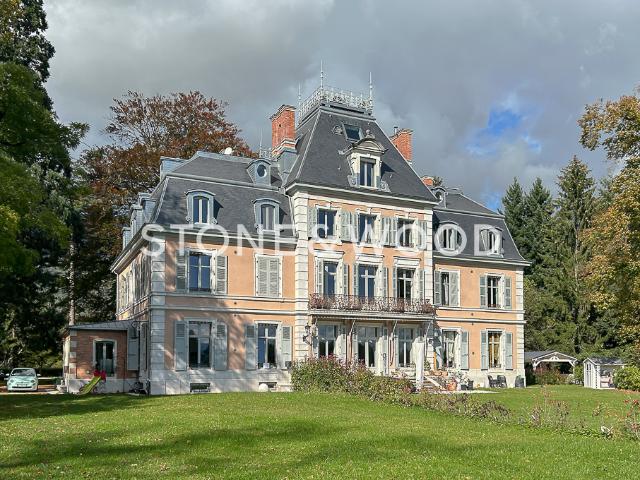 Une adresse rare et confidentielle au Château de Chevry