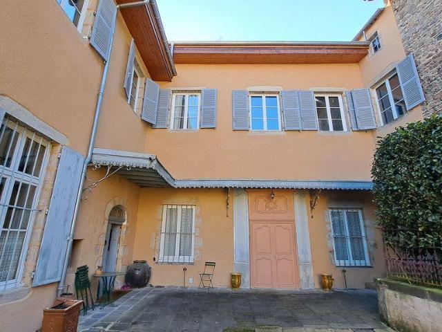 Une aile XVIIe du monastère de sauxillanges. 494m² Sauxillanges