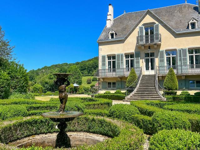 Une Élégance Du Xix? Siècle Entre Champagne Et Bourgogne 480m² Culmont