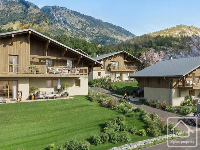 Une opportunité d’acquérir l’un des quatre chalets neufs situés dans le hameau calme et ensoleillé de Richebourg