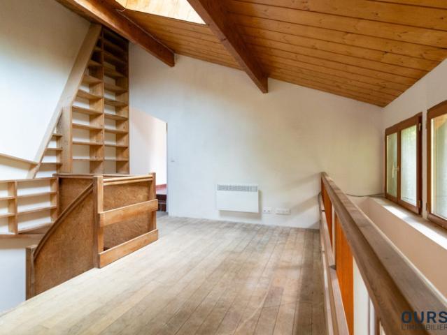 Une maison avec 3 chambres et un grand jardin dans l'hyper centr