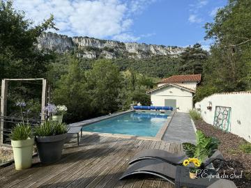 Une maison avec belles vues au bord de la rivière. 132m² Saint Antonin Noble Val