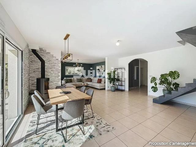 Une maison de famille 5 chambres aux airs de vacances 175m² Pessac