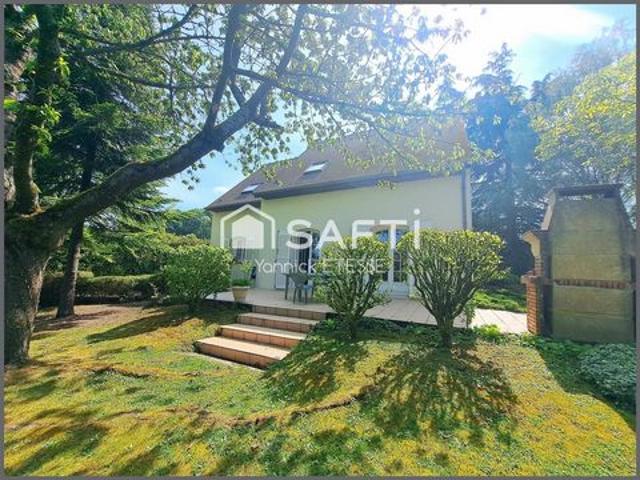Maison sur sous sol total 4 chambres