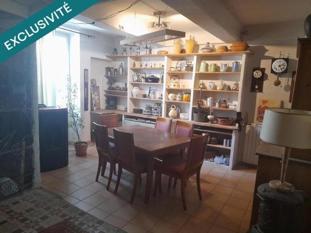 Une maison de village dans un cadre enchanteur