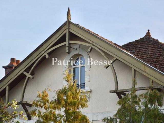 Une maison des années 20 et son jardin paysager 200m² Liffol le Grand