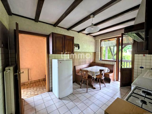 Une maison familiale avec un magnifique terrain au cœur de la na