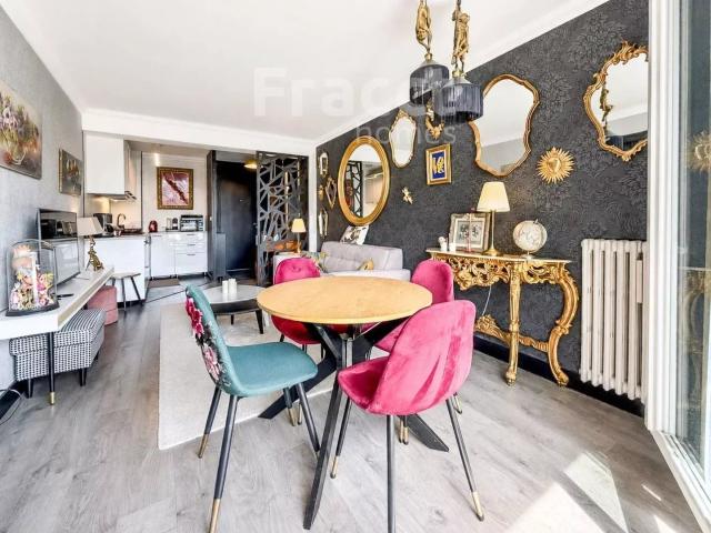 Une résidence d'une chambre exceptionnellement rénovée à Par. 44m² Paris 14ème