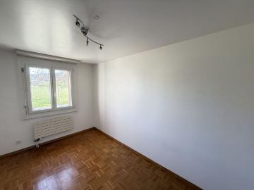 Room zur Miete in Pruntrut - Terrasse, Aufzug