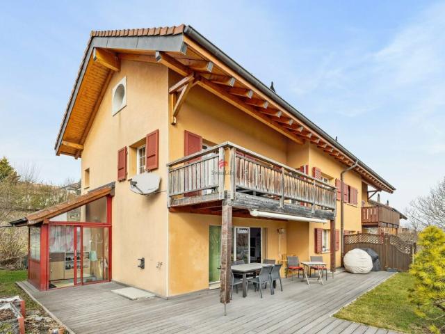 Une vie simple et heureuse à Bassins: villa jumelle de qualité