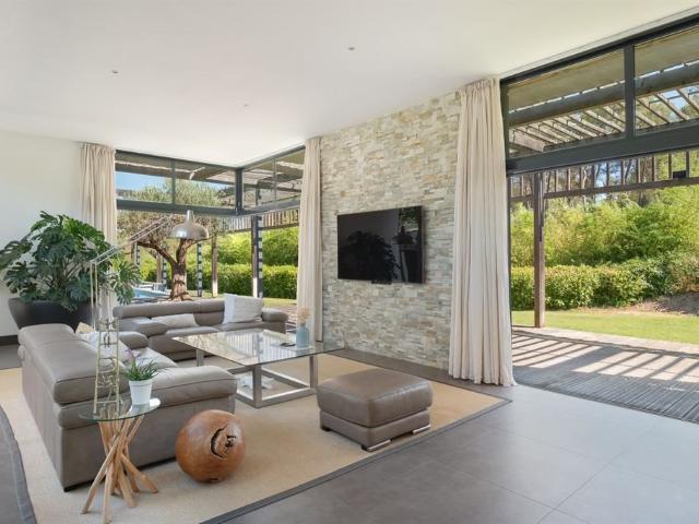Une Villa d’Architecte d’Exception aux Portes de Montpellier 295m² Montpellier