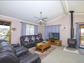 Moonbah, Snowy River, Victoria - Fireplace
