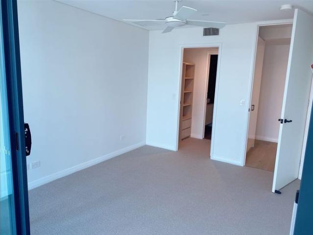 UNFURNISHED 1 BEDROOM 1 BATH APARTMENT available 21 08 2026