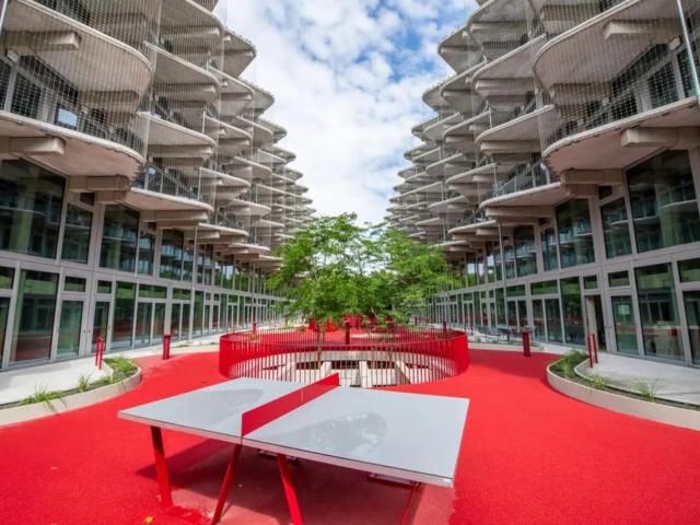 Unfurnished 1 bedroom apartment in Hellersdorf