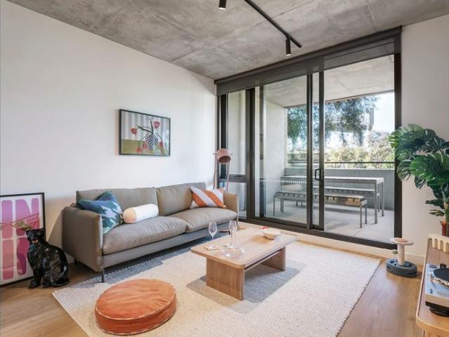 Unfurnished 1 Bedroom Apartment with 6 Weeks Rent Free
