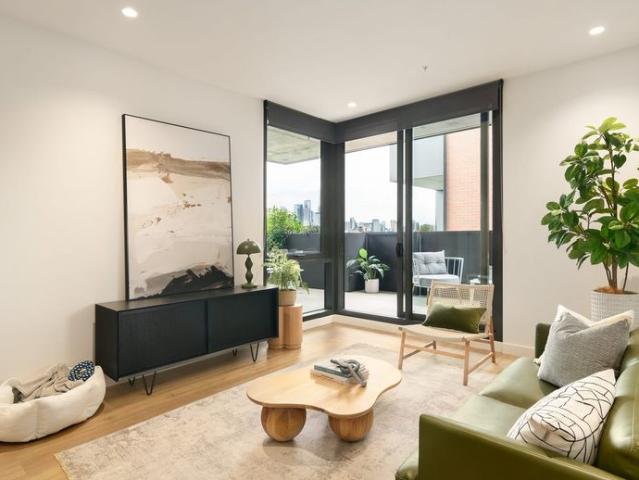 Unfurnished 2 Bedroom 2 Bathroom+ Up to 6 Weeks FREE rent