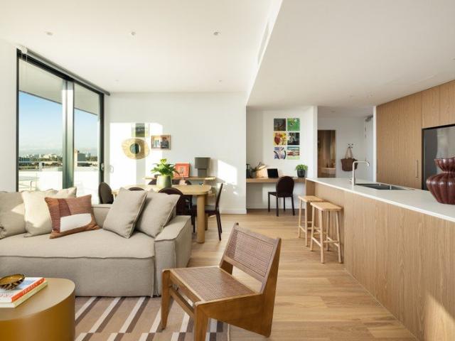 UNFURNISHED 3 bed apartment with kitchen island, park views and flexible lease terms |