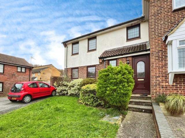 Unfurnished 3 Bed Semi Detached House