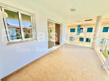 Unfurnished top floor apartment for long term rental Javea