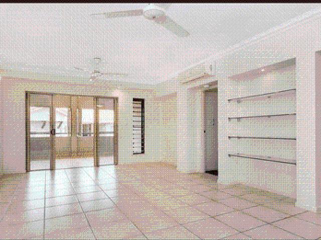 Unfurnished Top Floor Unit in Beautiful Clifton Views Complex
