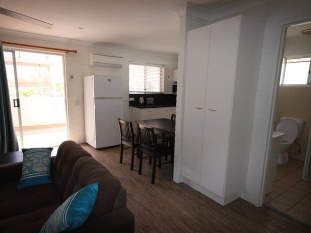 Unfurnished Airconditioned Unit