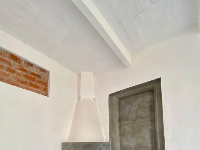 Unfurnished Apartment for rent. 3 minutes walk to la Parroquia!Best Location
