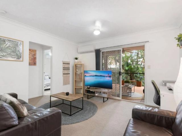 Unfurnished Apartment In Unbeatable Location