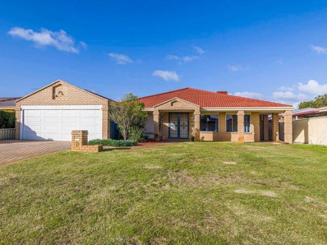 Unfurnished Beautiful Five Bedroom Home!