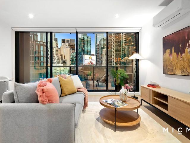 UNFURNISHED FLOORBOARD ONE BEDROOM APARTMENT LOCATED IN BELLA APARTMENT SOUTHBANK!