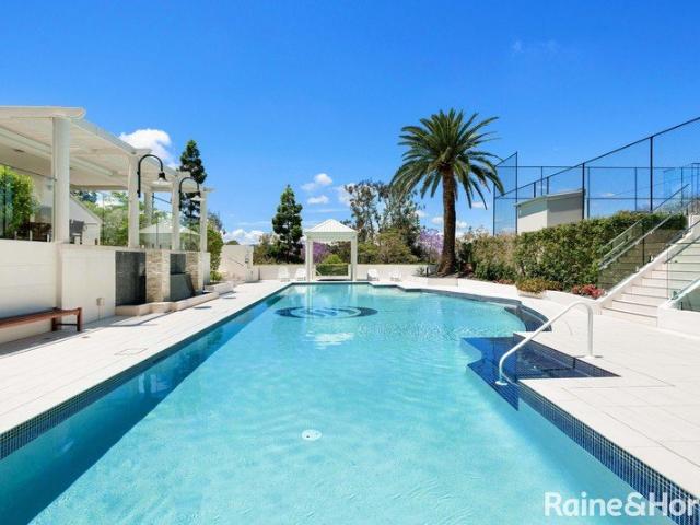 Unfurnished ground floor resort living!