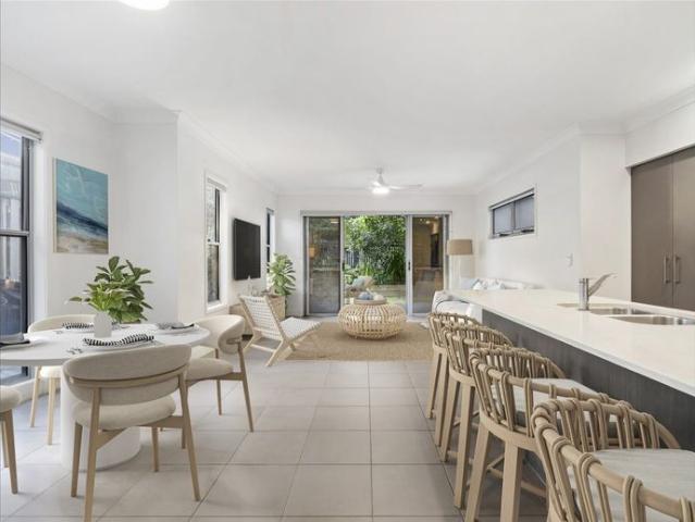 UNFURNISHED HOME: Your 'BEACHLIFE' awaits.