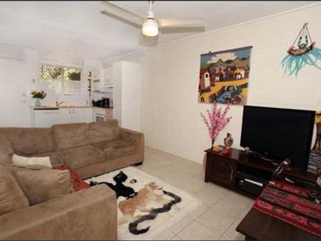 Unfurnished One bedroom Unit Available 01/10/2026 $500 per week increasing in May 2027