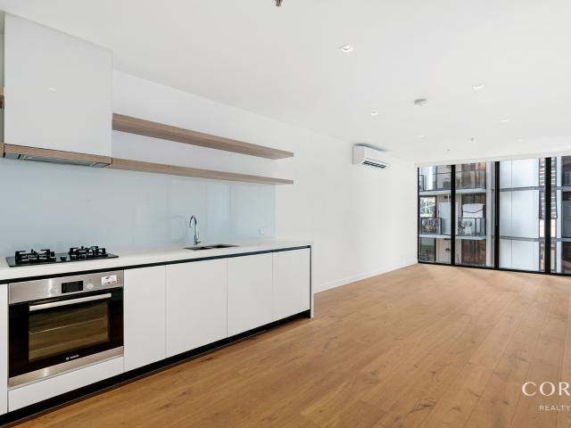 Unfurnished One Bedroom Apartment in a Prime Docklands Location