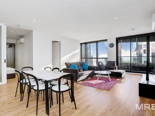 Unfurnished Stunning penthouse in one of Melbourne's most luxurious developments