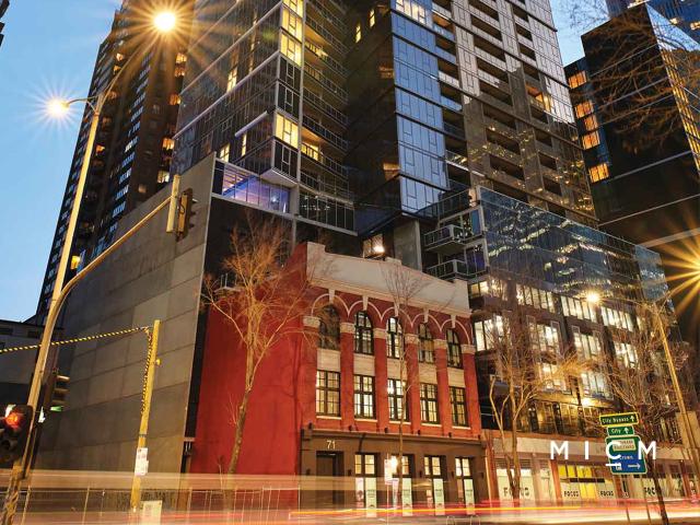 UNFURNISHED STYLISH ONE BEDROOM APARTMENT LOCATED IN THE HEART OF SOUTHBANK
